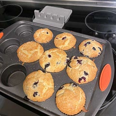 I’ve never really baked before and I got this right the first try. I’ll end up using this recipe, but swap out the fruit to whatever I have in the fridge.