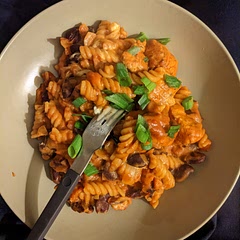 Was nice added kidney beans to beef up the sauce a bit. The chicken bland tho will cook it again soon to see if I can perfect it