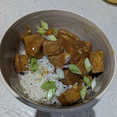Really did not like this 

Tofu was overcooked and rubbery and the sauce was incredibly sour due to the vinegar ! 

To top it all off it took absolutely ages to make ! Now I'm just disappointed and hungry