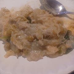 I didn't add a lot of veggies..peas and spinach
Delicious
