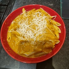 Quite nice but not a favourite. 
The flavour was quite bland and had a soup like consistency. 
Would possibly make again in the future, purely for the hidden veggies we can sneak into our 3 year old!
This also made leftovers for the following day.