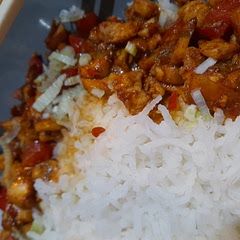 I am in shock I was not expecting it to taste so good. I also made too much rice lmao