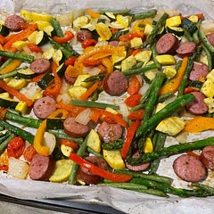 Used a variety of veggies. Seasoned with cracked pepper, sea salt and garlic powder only. Was delicious.