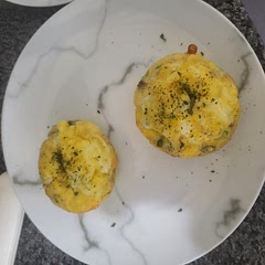 Was delicious 😋 I used bacon, spring onion and mozzarella.