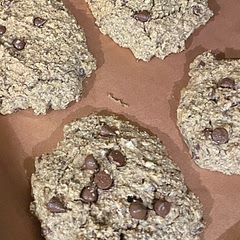 They were really yummy and pretty quick to make. Bc you use almond flour, you need to let it set for at least 15 min. I doubled the recipe and had leftovers. The cookies taste amazing the next day with some coffee - soft, sweet, and leaves you feeling good.  If you like soft cookies, you’ll like this recipe.