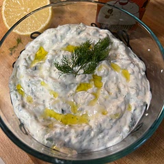 Delicious! I used fresh garlic 🧄 and plenty of it! You know, vampires 😂
Going to serve it with Greek pan chicken, Lebanese rice pilaf and kofta kababs! Family loves it! Oh and of course lightly toasted pita 😉
