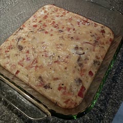 Just made half. Peppers, tomatoes and bacon.