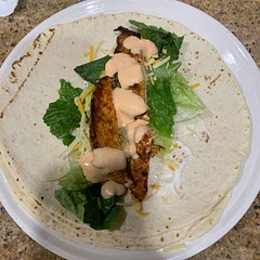 Super easy to make it turn out DELICIOUS!👍🏼
I don’t cook at all I made sure i prepped beforehand so that I wouldn’t get stressed out over what to do.
p.s I mix ranch and hot sauce and it was spicy and sweet.