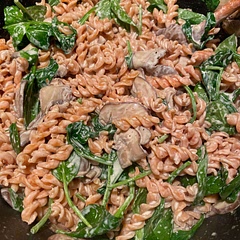 Amazing meal! I used red lentil pasta instead of classic pasta to get more protein. It’s delicious, creamy with touch of spiciness