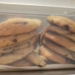 I used 70% and 85% dark chocolate. It offset the sweetness nicely