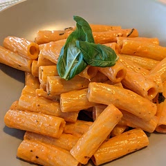 Super easy to make and tasty. Added Basil to decorate.