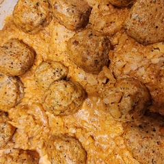 I used Carolina reaper flakes, so it was SPICY! Very good!