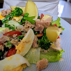 lovely nicoise.  I love adding mayonnaise to this dressing