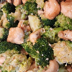 This was delicious. A great alternative to beef and broccoli.