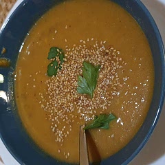 A add a small   pumpkin 🎃 to de recepie!
