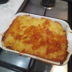 This is my third time making Cottage pie (I hated cooking) and this one I am most proud of! I added cheese to the mash and I used 5 beef stock cubes and added a bit of worcestershire sauce. Love it! 