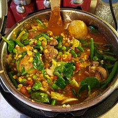 I added Frozen sweet corn, spinach, cabbage and mushrooms and tomato paste! Delicious although I used baby carrots and they are mushy ☹