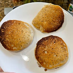 These are so easy and delicious! Love the addition of chia seeds.
