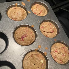 baked well, used exact measurements. baked for 15 minutes on 180 •C