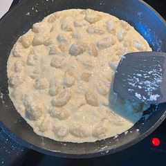 So yummy!! My first time making gnocchi 😋😋🍝