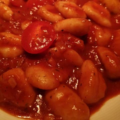 Fruchtig, lecker und vor allem super schnell. Hab noch ein bisschen Rotwein hinzugefügt. 