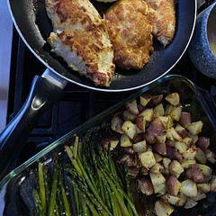 This was so delicious, quick and easy!  Paired with roasted red potatoes and asparagus which also got drizzled in the lemon butter sauce.