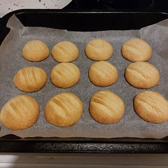 Delicious. The whole family enjoyed them.
