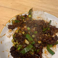 My plating photo isn’t beautiful but it came out really good. Beef nice and tender and crispy. I used a green pepper for convenience though I think red would have been better, and I marinated the beef all day. Came out delicious will make again