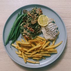 I thought it’d be a really dry mix if i kept the recipe as it was supposed to be, so I mixed some cream cheese to create some sort of sauce. Added the veggies on the side along with some fries! It became fish and chips and bits :) looks good tho