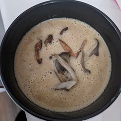 delicious and easy to make.  used fresh pearl oysters I just grew.  didn't have thyme so supplemented sage.  might cook the mushrooms a little longer next time they were a tad tough.