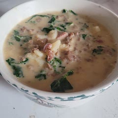 Nice soup. Suggestions...If you want more control of the spiciness, use mild Italian ground sausage and add pepper flakes to taste. Also, substitute bacon grease (I keep mine from previous fryings in a jar) and skip adding the bacon - save the bacon for a  delicious BLT.