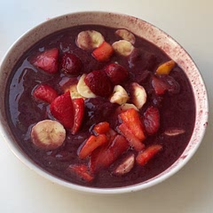 I just threw on the fruit I had!  Worked out great :)