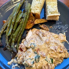 Ridiculously easy to make and absolutely delicious. The only extra thing I added was Italian seasoning.