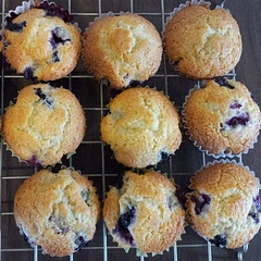 You really don't need sugar on top of them. They are plenty sweet! Fantastic muffins.