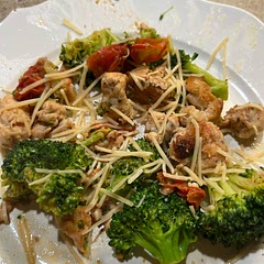 Pretty decent flavor. I didn’t have enough pesto at home, and it still turned out alright :)