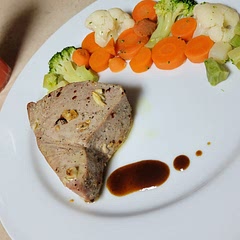I didn't add teriyaki sauce since we didn't have any. The sauce on the side is Hoisin.