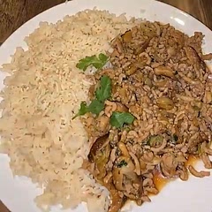Was delicious, my partner also loved this and so did my 1 year old! I did cheat by using microwave packet rice on this occasion and also forgot the lime but it was yummy nonetheless!