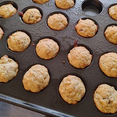 Super easy. Really good. Next time I am going to add a little bit of cinnamon