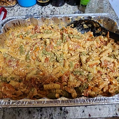 Did not add spinach ad my kids wanted to try it without but also added onions and doubled the recipe. It's soooo good 🤤🤤🤤