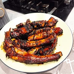 These are mind blowingly delicious. I used honey instead of sugar.
