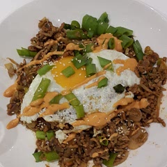 Ridiculously easy, quick and SO flavourful and delicious. I thought it was missing something so I added a fried egg too, and it was amazing with all the gooey yolk in the mix. Go-to meal and the whole family loves it