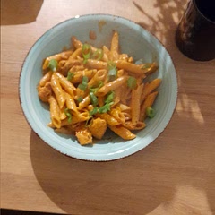 Very lovely. Added more pasta than the recipe said so it took a bit longer to cook. Would recommend adding some olives (as I did) to get a more herby-spicy (instead of just hot-spicy) taste. Also, shredded cheese is a must. 