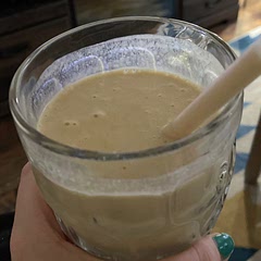 Absolutely amazing, tastes like smoothie king