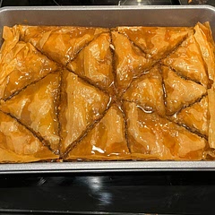 I haven’t eaten it yet, I have to let it soak… it sure is pretty though!