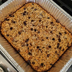 Not very sweet, but perfect for my taste. You could definitely drizzle more maple syrup on top if you want a little more sweetness!
