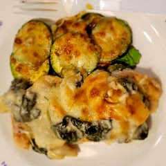 Added mozzarella also
(Also pictured is keto spinach artichoke chicken)