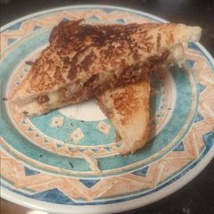 It's quite spicy for me if i make it again I will do lighter on the chilli and mustard but it's still very nice 