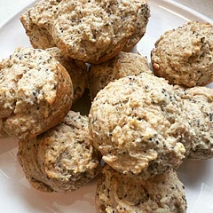 Not pretty muffins, but the flavour was ok. I think we can do better, but they’ll do until I find a better recipe.