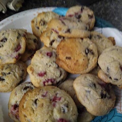 Used two eggs and double the chocolate chip and the  fresh raspberry and cook for 15 minutes