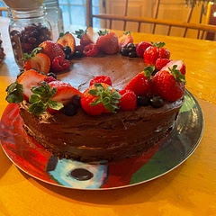 Was really happy with this lovely cake and enjoyed decorating it so much! Was the perfect amount of sweet - not too little, not too much xx